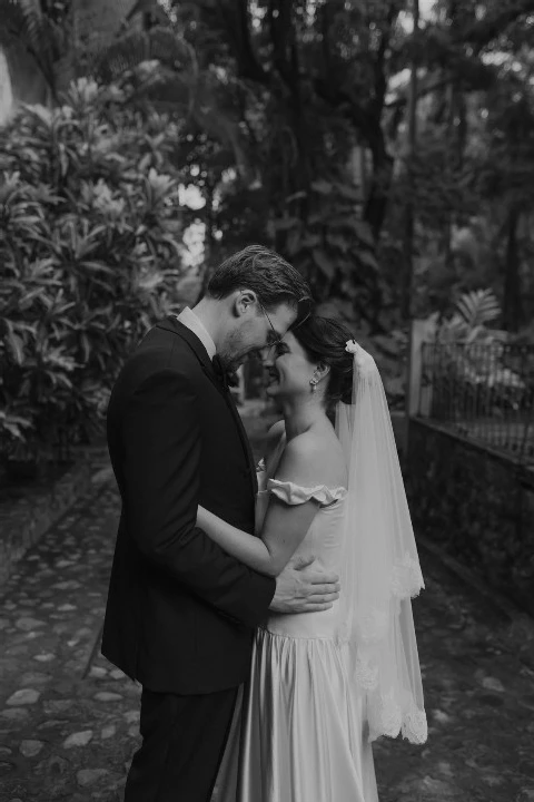 An Hacienda Wedding for Felizzia and Taylor