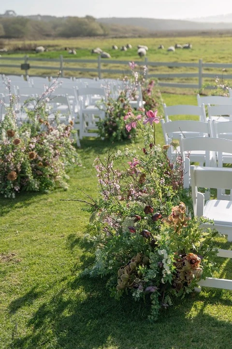 A Wildflower Wedding for Jaclyn  and Ryan