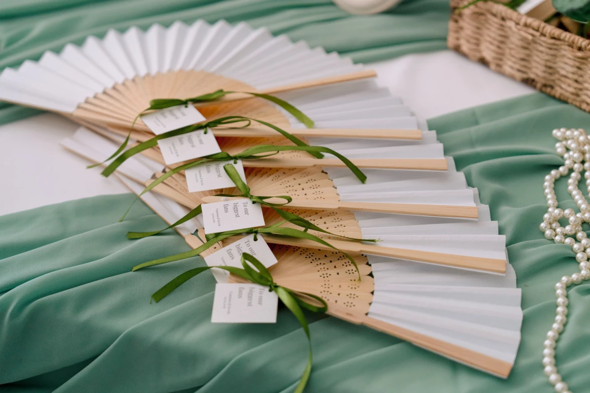 A Clifftop Wedding for Vanessa and Kevin