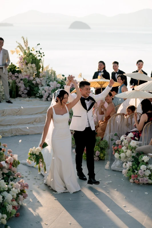 A Clifftop Wedding for Vanessa and Kevin
