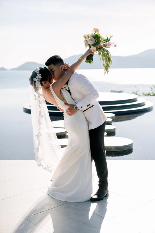 A Clifftop Wedding for Vanessa and Kevin