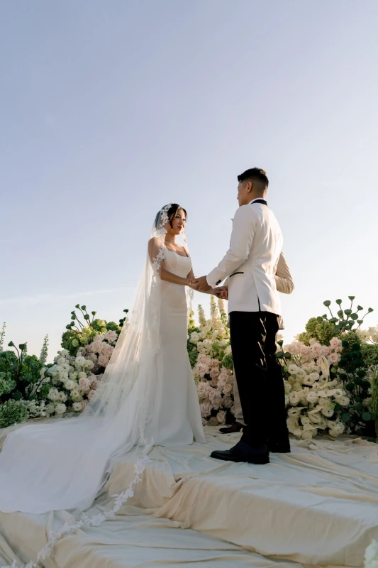 A Clifftop Wedding for Vanessa and Kevin