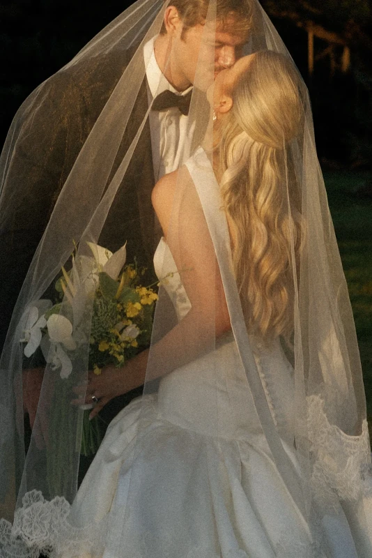 A Buttery Yellow Wedding for Laine and Rehn