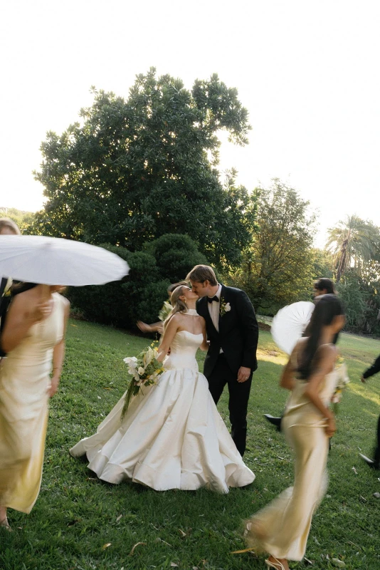 A Buttery Yellow Wedding for Laine and Rehn