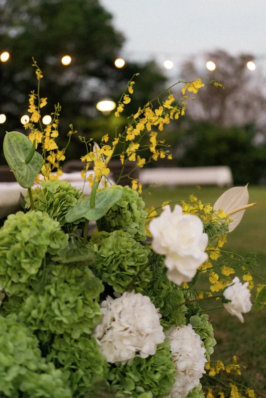 A Buttery Yellow Wedding for Laine and Rehn