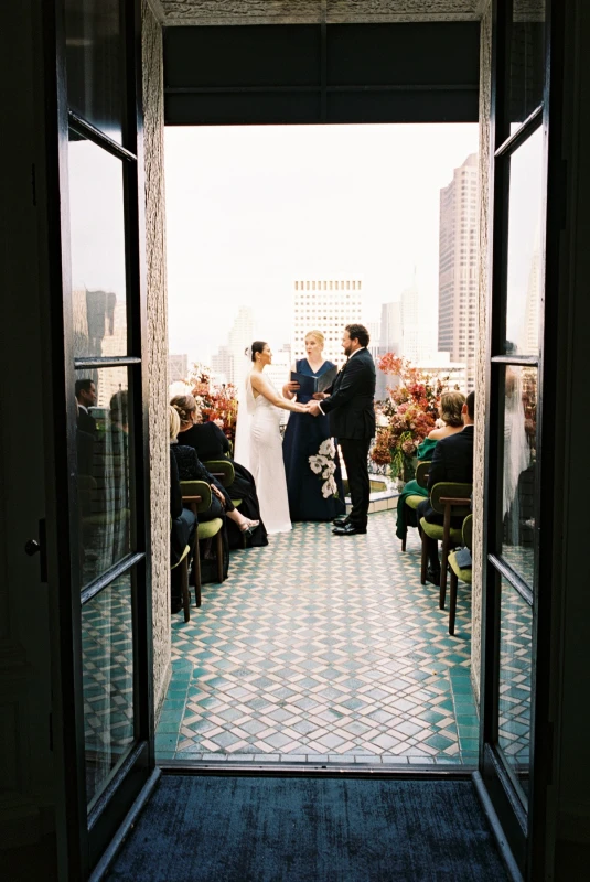 A Vintage Glam Wedding for Laura and Ted