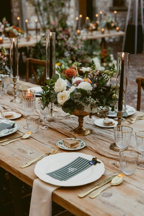 A Rustic Wedding for Lindsay and Travis