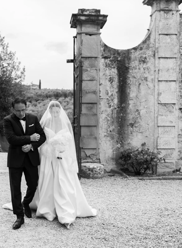 A Picturesque Wedding for Rachel  and Domenic 