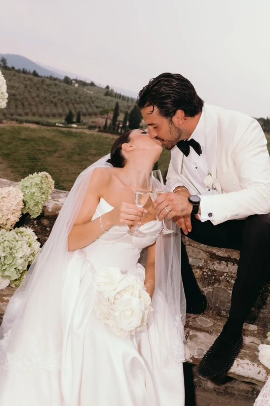 A Picturesque Wedding for Rachel  and Domenic 