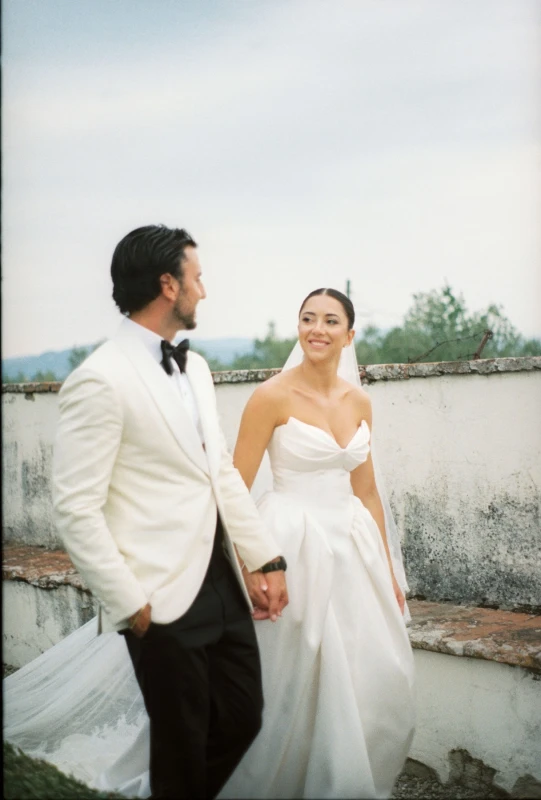 A Picturesque Wedding for Rachel  and Domenic 