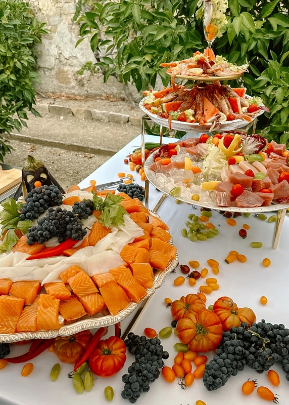 A Picturesque Wedding for Rachel  and Domenic 