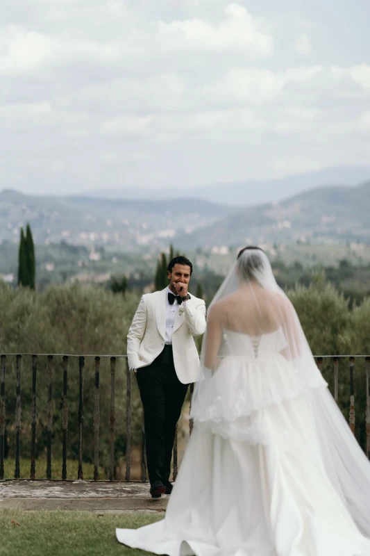 A Picturesque Wedding for Rachel  and Domenic 