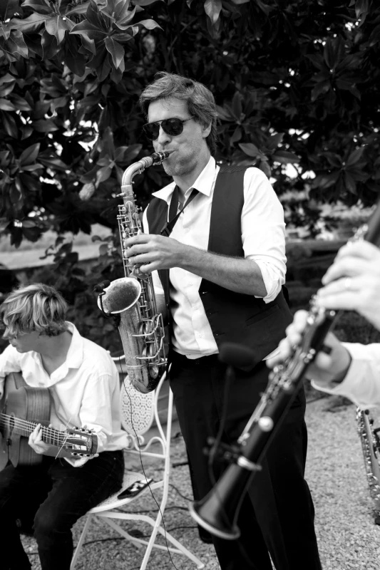 A Picturesque Wedding for Rachel  and Domenic 