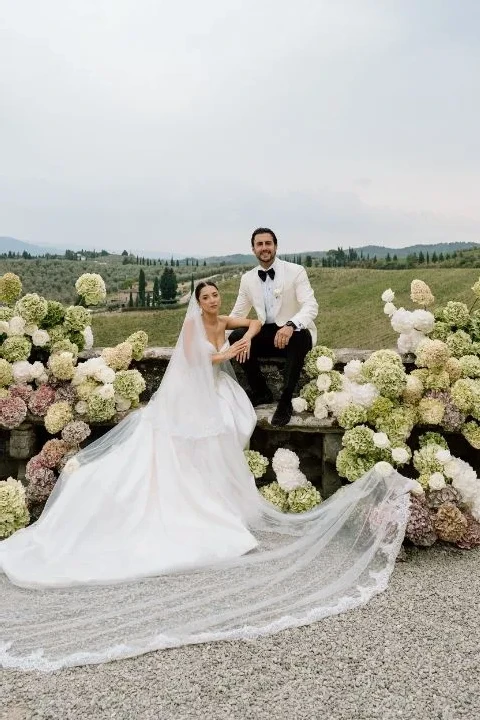 A Picturesque Wedding for Rachel  and Domenic 