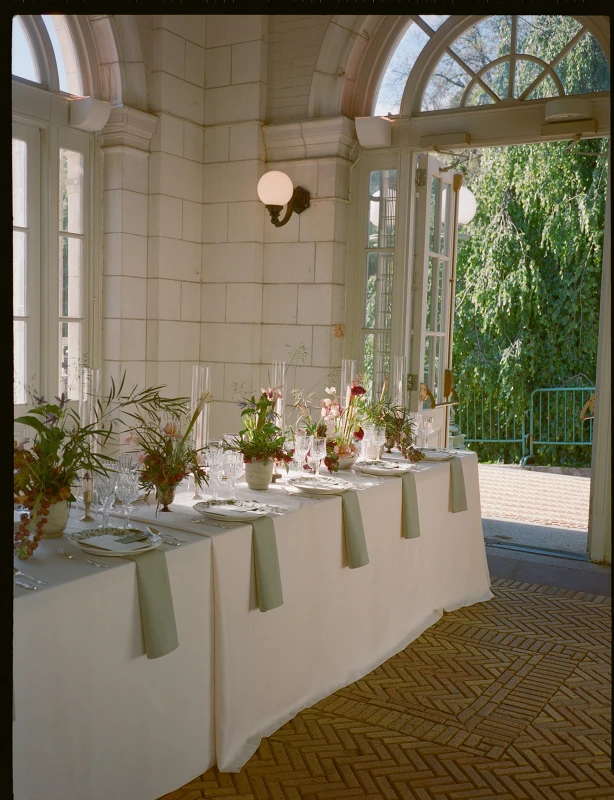 A Vintage Wedding for Rae and Eugen