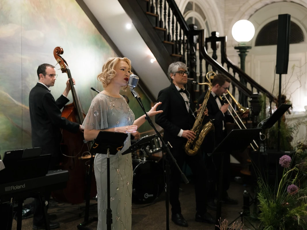 A Vintage Wedding for Rae and Eugen