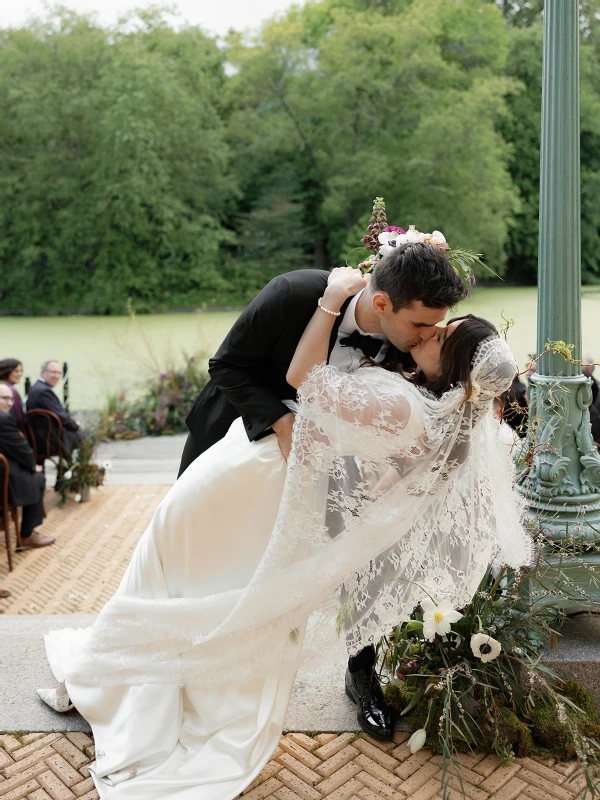 A Vintage Wedding for Rae and Eugen