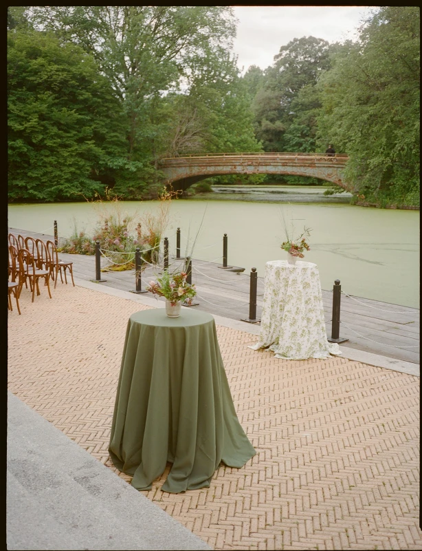 A Vintage Wedding for Rae and Eugen