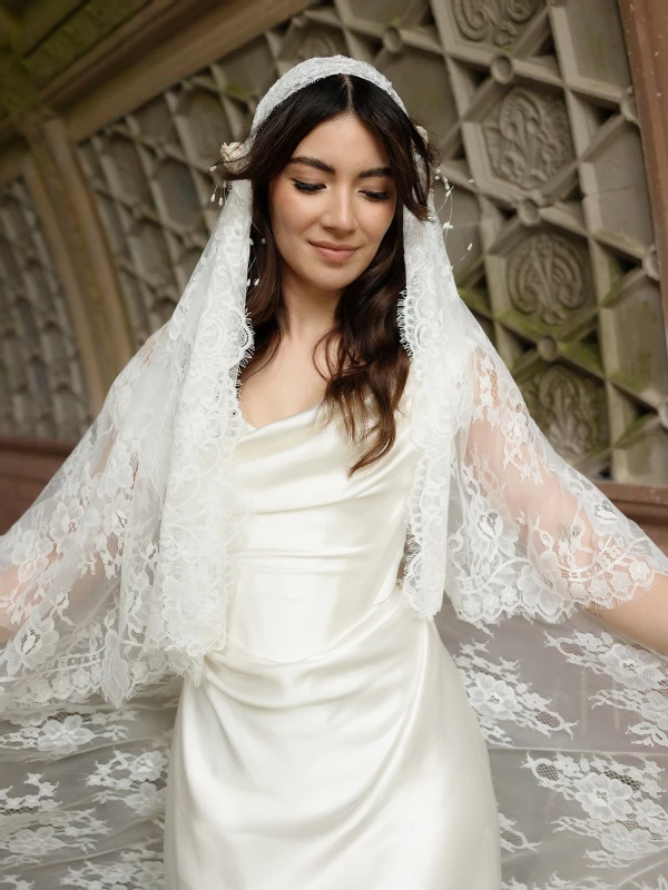 A Vintage Wedding for Rae and Eugen