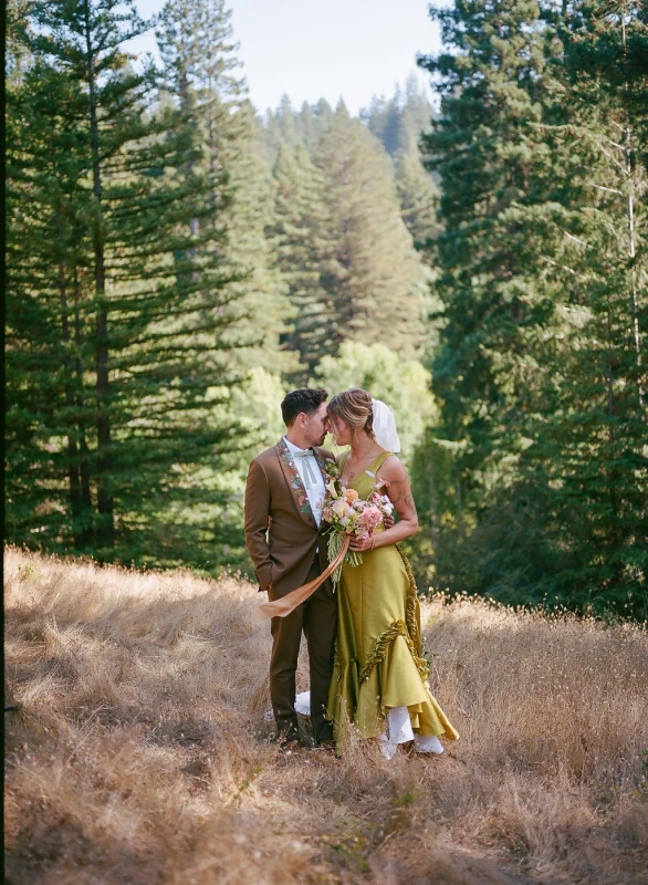 A Colorful Wedding for Sarah and Steven