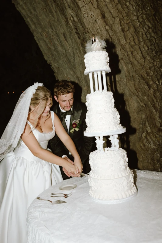 A Vineyard Wedding for Taylor and Brock