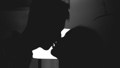 couple kissing in the dark 1024x683